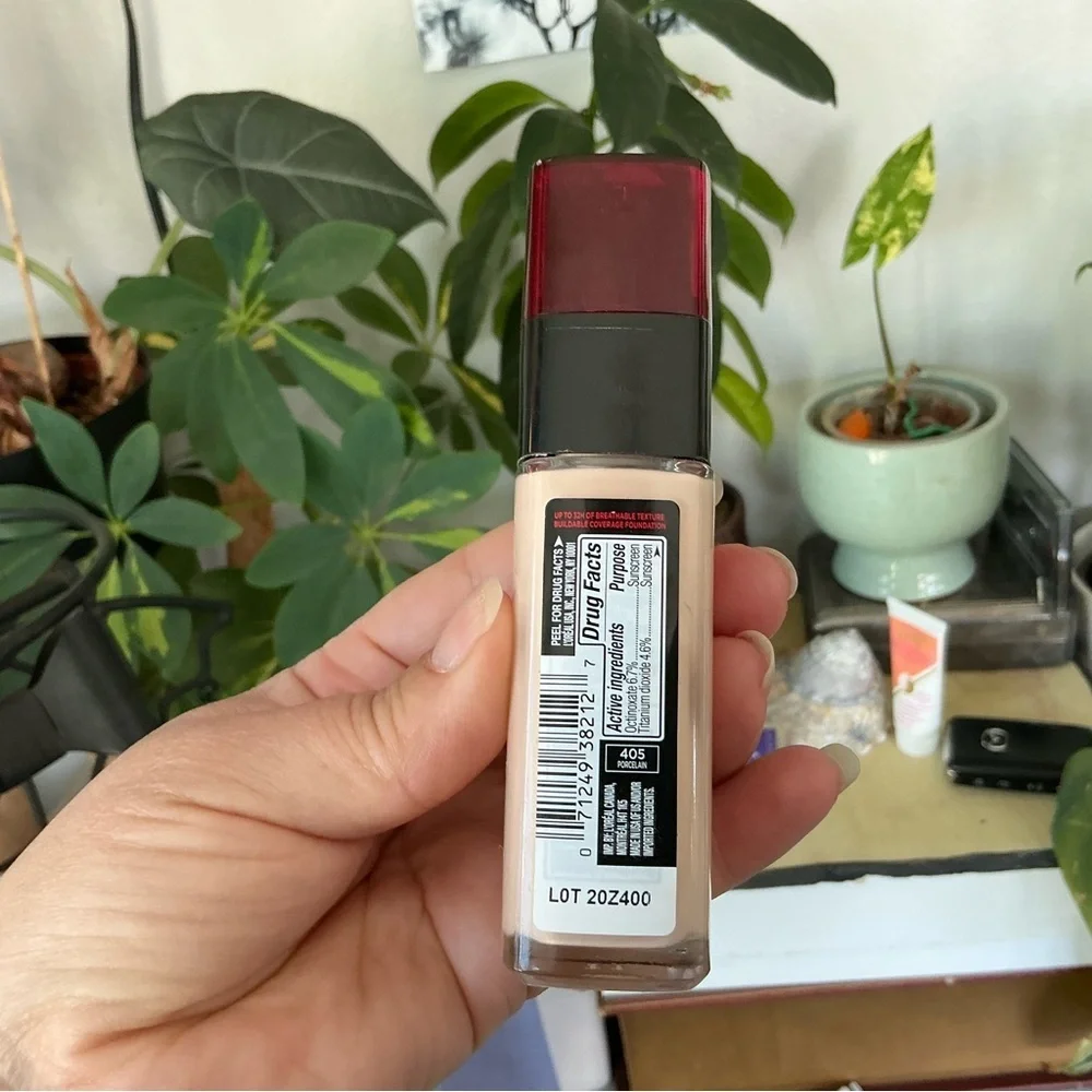 L'Oréal Infallible Fresh Wear Foundation Porcelain - 405 SPF -25 Up To 32H